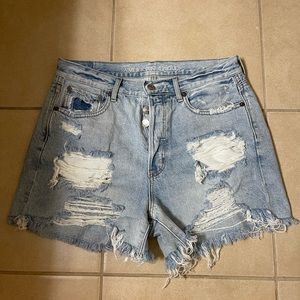 American eagle mom shorts distressed size 8